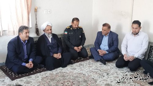 دیدار فرماندار به همراه جمعی از مسئولین با امام جمعه  شهرستان