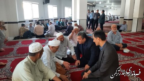 برگزاری مراسم میز خدمت  در محل مسجد قبا شهرستان ترکمن