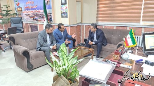 نشست فرماندار ترکمن با مدیرکل دامپزشکی استان