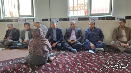 برگزاری مراسم میز خدمت در محل مسجد قبا شهرستان ترکمن