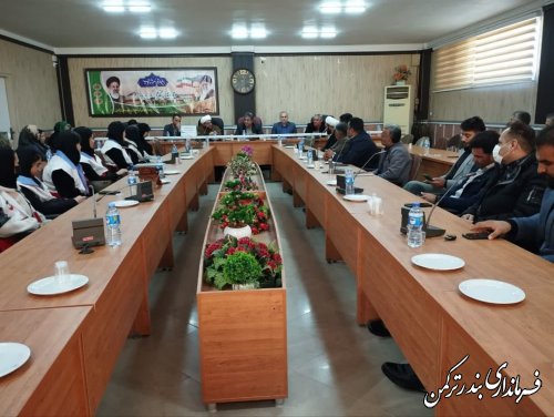 جلسه نشست تبیینی خدمات و اقدامات دولت سیزدهم در محل فرمانداری ترکمن برگزار شد