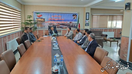 دیدار مدیر کل کمیته امداد استان با فرماندار ترکمن