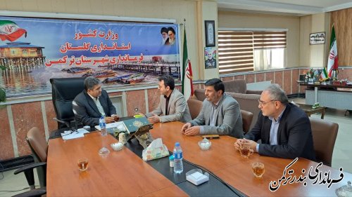 دیدار مدیر کل کمیته امداد استان با فرماندار ترکمن