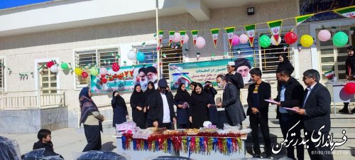 جشنواره غذاهای محلی در روستای پنج پیکر بندرترکمن برگزار شد