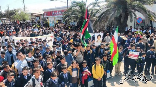 تجمع مردم بندرترکمن در حمایت از حمله موشکی و پهپادی ایران به اسراییل